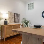 Vibrant Escape With Private Patio Apartment
