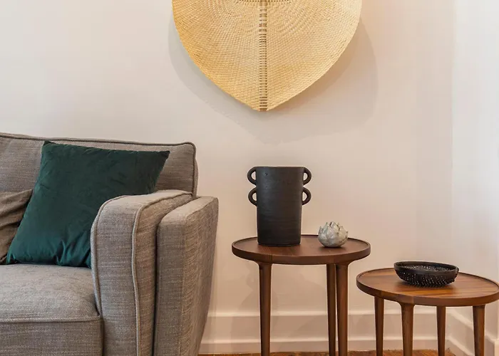 Vibrant Escape With Private Patio *