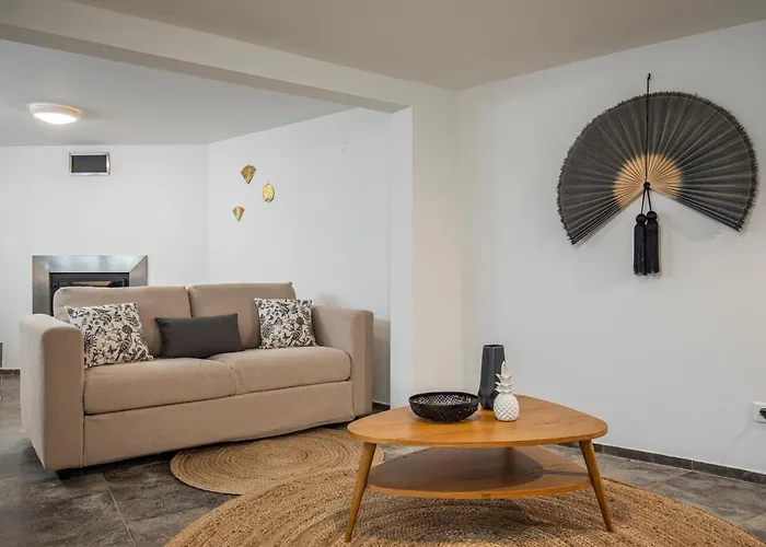 Vibrant Escape With Private Patio Apartmán Lisboa