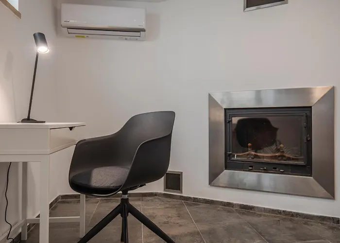 Vibrant Escape With Private Patio Apartmán *