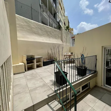 Vibrant Escape With Private Patio * Lisboa